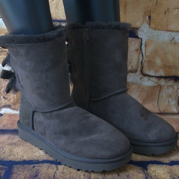 ugg bailey bow corduroy boot